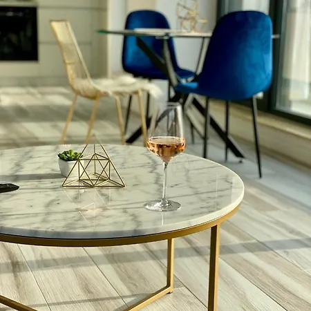 公寓 Golden Vibes In Bel Air *