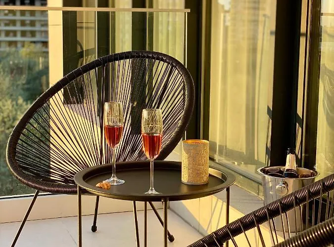 Daire Golden Vibes In Bel Air *